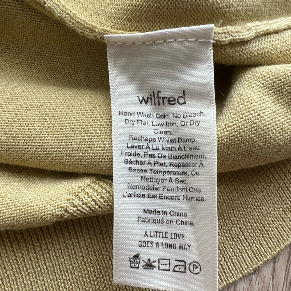 Wilfred Turtleneck lightweight sweater Sz L - Picture 6 of 12
